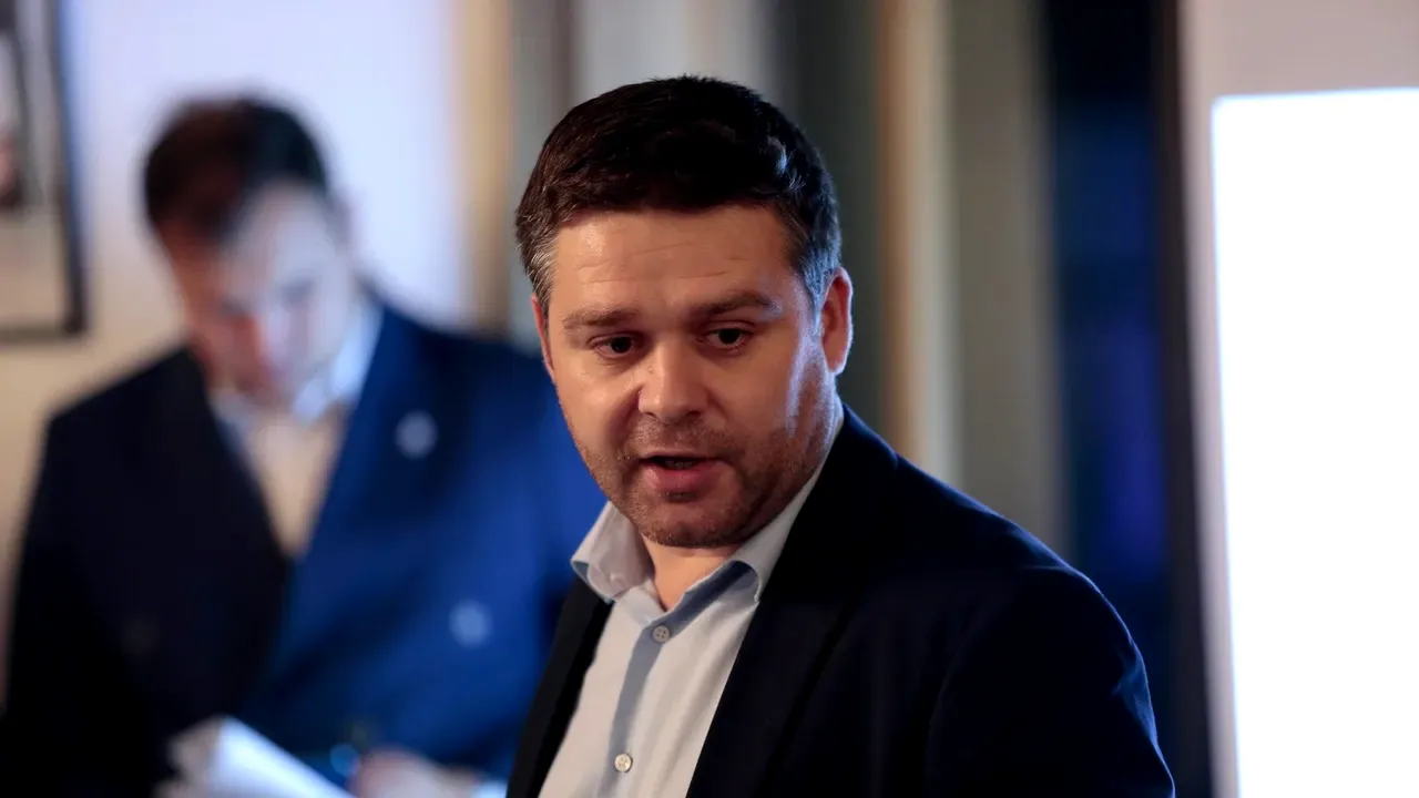 Gândul a anunțat, încă de anul trecut, PLECAREA lui Ciprian Ciucu din funcţia de preşedinte al Organizaţiei PNL Bucureşti. Ce motiv a invocat acum primarul Sectorului 6 pentru demisie și care ar fi cel real