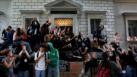 ZIUA “BLOCĂM TOT” A VENIT. Aproape un milion de persoane au protestat în Franța /Violențe în mai multe orașe, 140 de manifestanți au fost reținuți