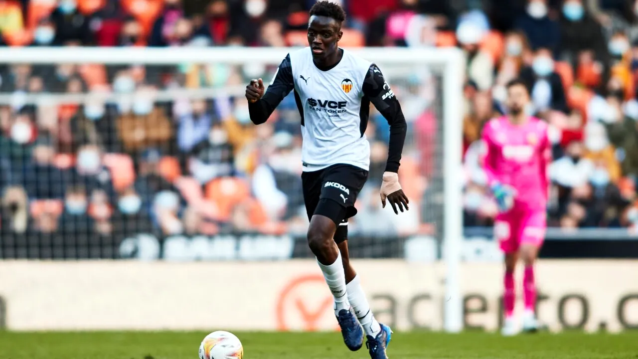 Valencia CF ocupă ULTIMA poziție în La Liga după aproape 70 de ani. Echipa se luptă să evite retrogradarea