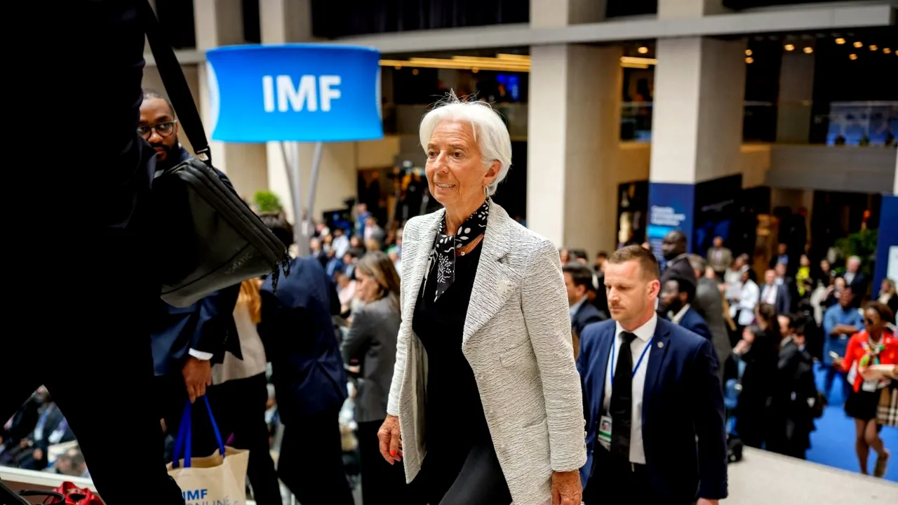 Președintele BCE avertizează că ordinea economică s-a SCHIMBAT din cauza tensiunilor comerciale /„Protecționismul” afectează rețelele de aprovizionare