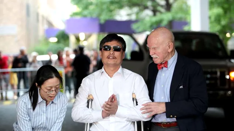 Disidentul chinez Chen Guangcheng acuză Beijingul că l-a mințit