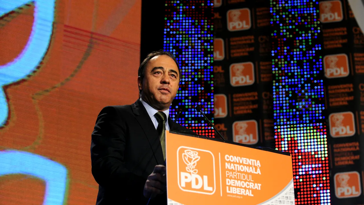 Prim-vicepreședintele PDL: În Parlament au ajuns gunoaiele societății, noroc că Vântu e-n pușcărie, că era pe liste