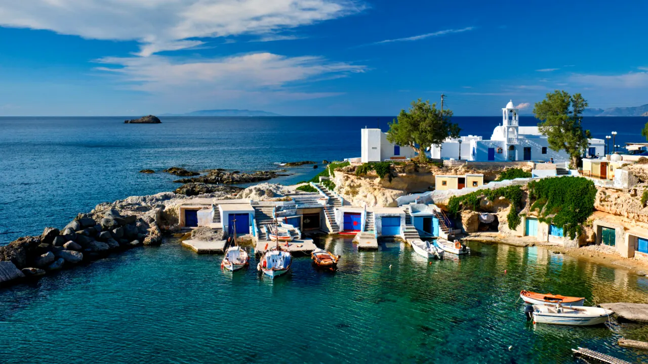 Escrocherie cu OFERTE false de cazare în Grecia. O româncă a fost păgubită cu 400 de Euro: 