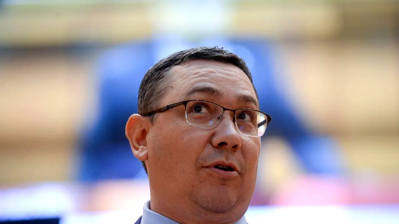 Președintele României, ironizat de Victor Ponta: „Cred că domnul Iohannis a vorbit după ce a închis Zelenski telefonul”