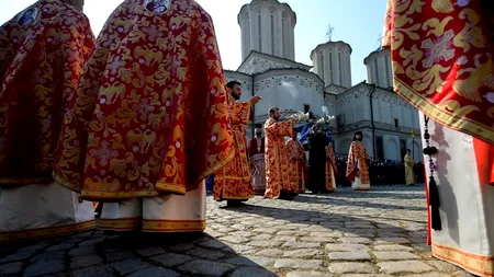 Peste 50.000 de pelerini s-au închinat la moaștele și icoanele de la Catedrala Patriarhală 