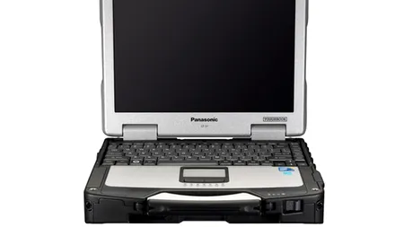 Laptopul a cărui baterie poate funcționa și 18 ore
