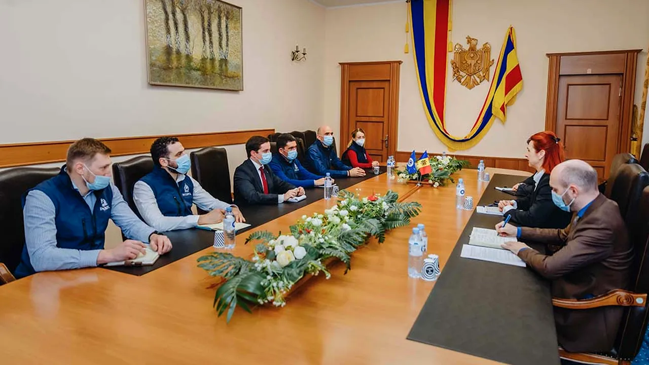 Echipă Interpol, trimisă în Republica Modova, după ce rețelele de trafic de carne vie s-au „mobilizat” la graniță pentru a răpi copiii și femeile ucrainene