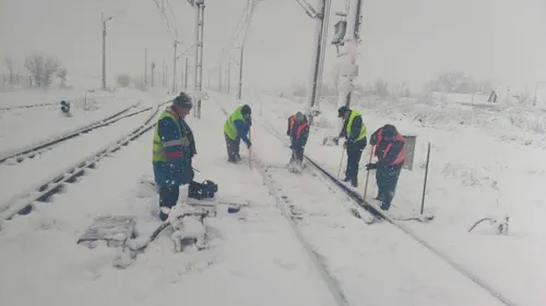 Probleme în traficul feroviar în județul Bacău din cauza gerului