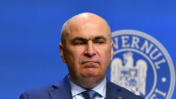 Bloomberg: „Fostul partid de guvernământ din România se alătură eforturilor extremei drepte de a-l demite pe premier“