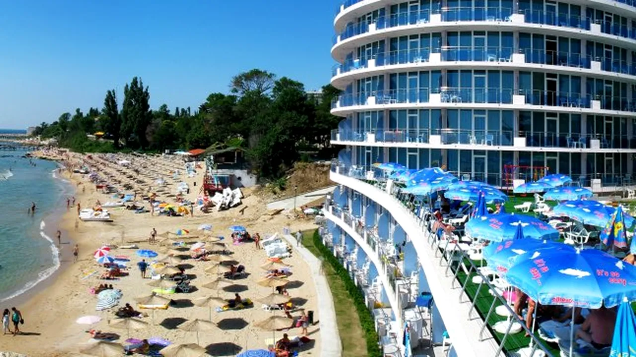 Țara est-europenă în care numărul de turiști  depășește cu mult populația