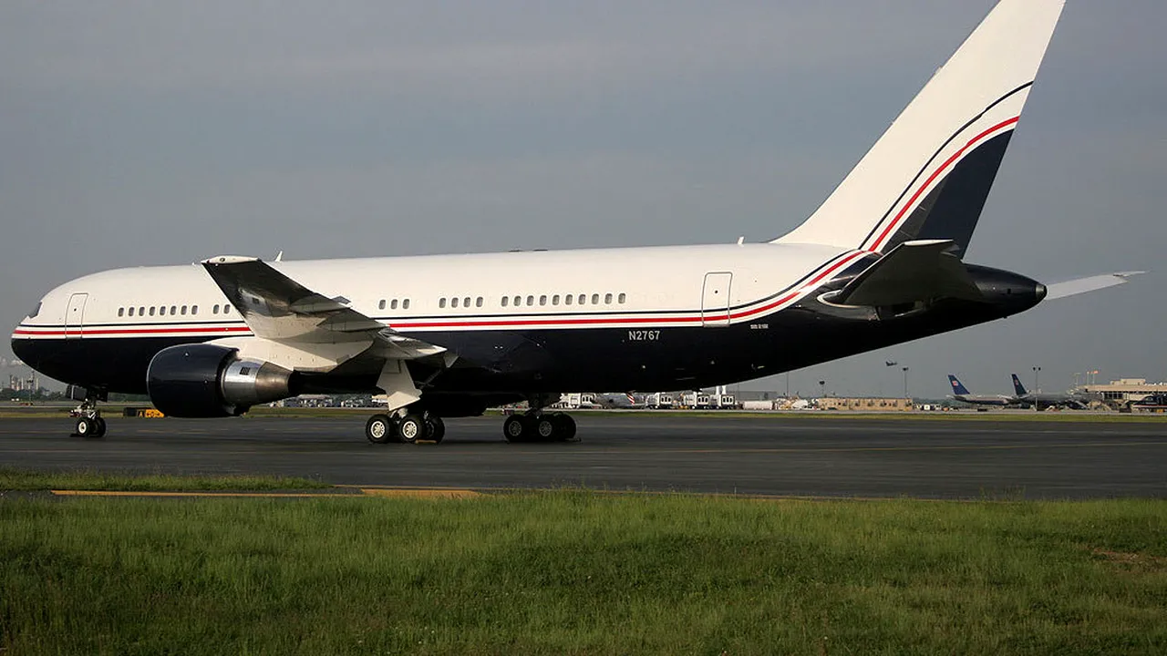 Pentagonul a renunțat la un acord secret prin care asigura Google combustibil ieftin pentru avioane