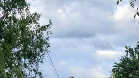 Mai multe curţi, inundate în Hopârta şi Aiud. INHGA a emis o atenționare cod galben de inundații, valabilă până sâmbătă, pentru râuri din județul Alba - FOTO&VIDEO