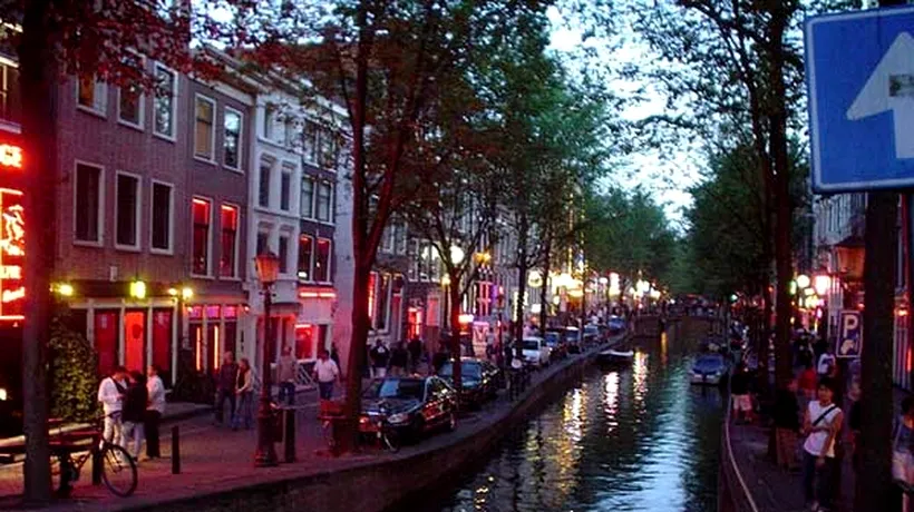 Amsterdamul a lansat o CAMPANIE DE DESCURAJARE a turiştilor care vin doar ”să se dezlănţuie” în oraş: „Sunt bineveniți dacă nu cauzează pagube”