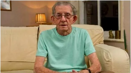 Motivul pentru care acest bătrân nu a putut cumpăra votcă dintr-un magazin. 