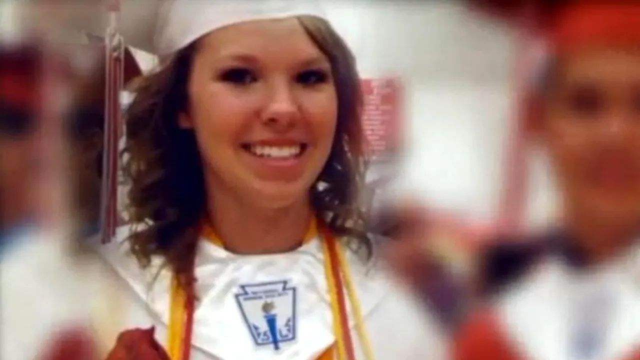 Cuvântul care a lăsat-o fără diplomă. Cum a fost pedepsită șefa de promoție a unui liceu american pentru discursul de la absolvire