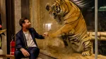 Cea mai bogată familie din India, Ambani, l-a primit pe Messi în vizită la sanctuarul de lei