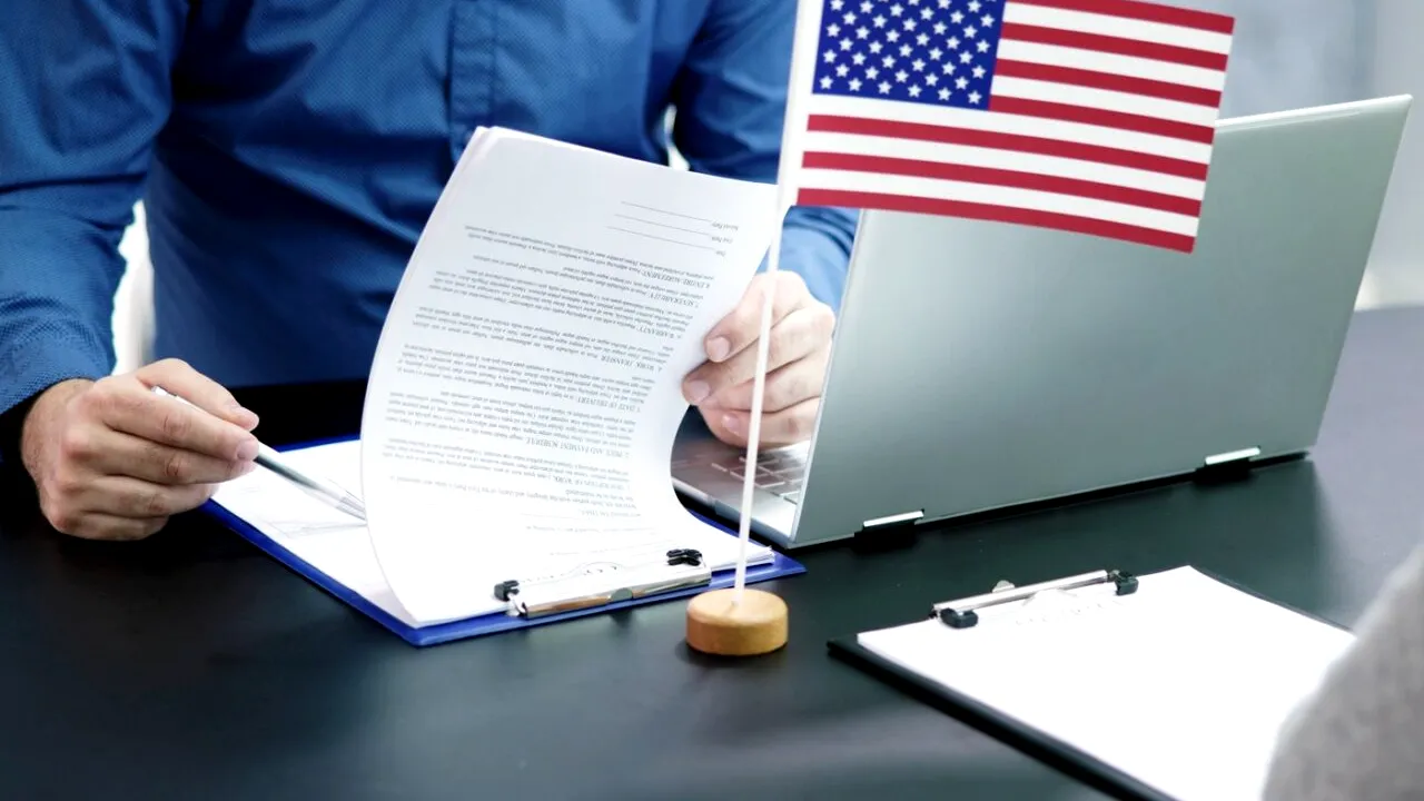 Administrația Trump a retrogradat ROMÂNIA în programul Visa Waiver /Washingtonul este îngrijorat de „regresele democratice” din Europa