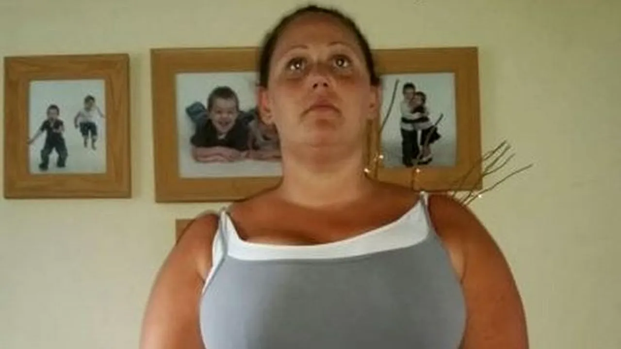 Schimbare incredibilă. O femeie a slăbit jumătate din greutatea ei, pentru a purta rochia de mireasă dorită. Cum arată acum