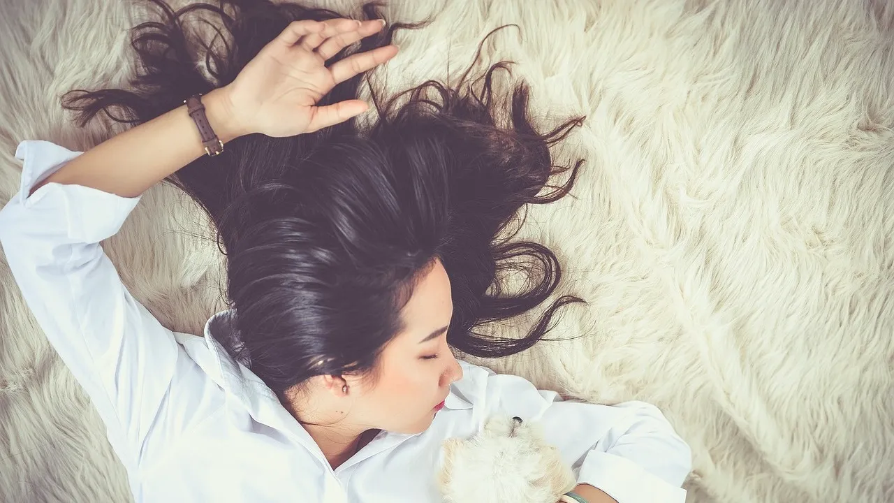 BENEFICIILE neștiute ale SOMNULUI regulat. De ce este recomandat să te culci la aceeași oră în fiecare zi