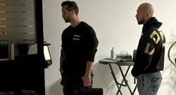 Primele IMAGINI cu frații Tate după aterizarea în București. Ce au declarat imediat ce au ajuns în România: „Nu ne temem”