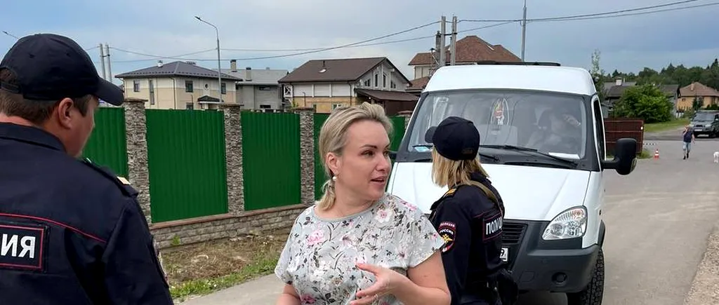 VIDEO | Marina a fost arestată! Jurnalista rusă anti-război a afișat un mesaj cu „Putin este criminal”, în fața Kremlinului