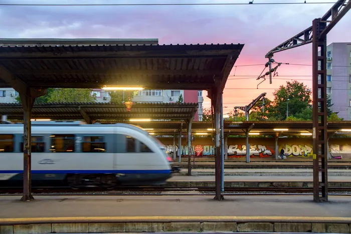 Sistemul feroviar, într-un punct critic. Sindicaliștii spun că trenurile riscă să se oprească, în lipsa finanțării