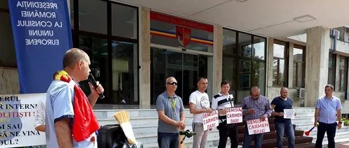 Protest în Neamț. Polițiștii cer dotări mai performante: Nu vrem să murim ca niște proști