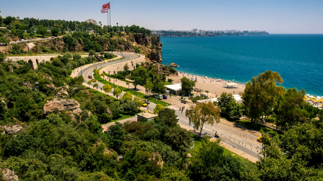 Ce a pățit o turistă româncă în Turcia, la 5 stele. Internauții au taxat-o dur: „Ce dovezi aveți?”