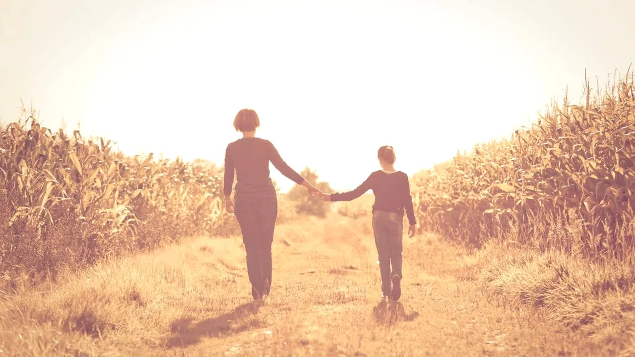 Încurcătură de necrezut: Româncă, declarată mamă biologică a unei fete la 12 ani după ce o născuse. Ce s-a întâmplat de fapt