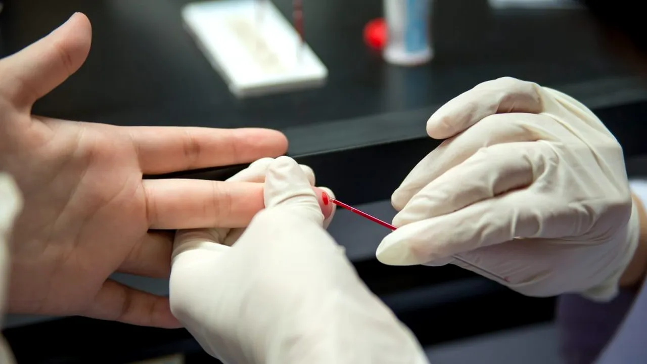 STUDIU. Are 34 de ani și ar putea fi primul pacient care învinge SIDA fără transplant de măduvă osoasă