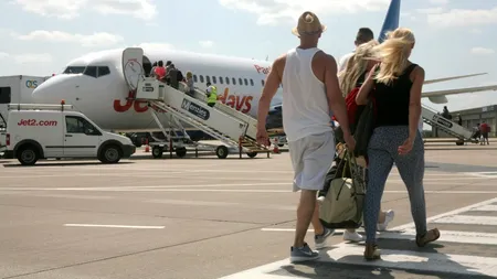 MAE respinge ideea că România ar fi vizată de zborurile charter din Marea Britanie și menționează că acestea respectă acordurile BILATERALE