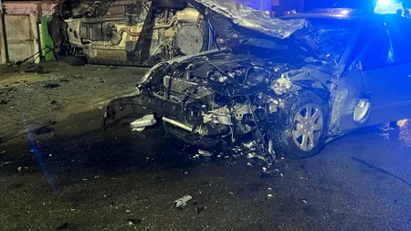 Accident grav în Tulcea, două mașini s-au lovit frontal! Opt persoane rănite, trei au ajuns la SPITAL!