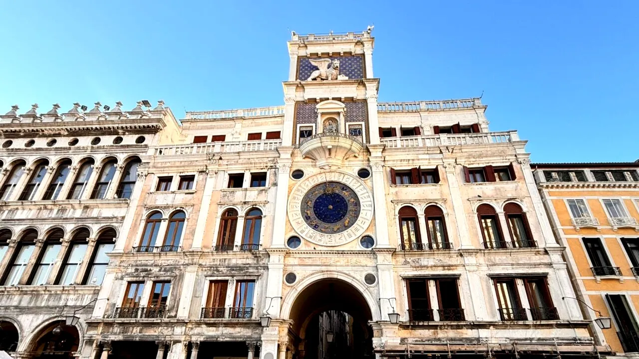 Orașul turistic în care primarul vrea să „umfle” taxa de intrare: „Să o majorăm la 50 de euro în anumite zile”