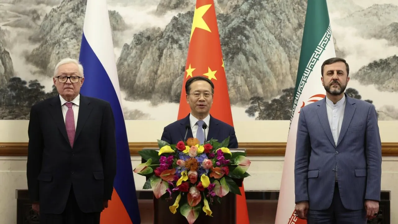 China și Rusia susțin Iranul, în contextul în care Trump continuă PRESIUNEA pentru inițierea discuțiilor pe tema problemei nucleare iraniene