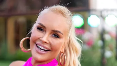 FOTO. Vica Blochina, despre ETICHETA de ”amantă”. ”Acum asta e, cu asta defilăm”