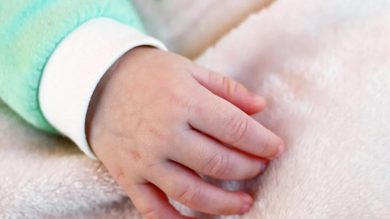 Tragedie în Italia. Fetiță de 10 luni, UCISĂ de propria mama. ”Depresia asta mă distruge”