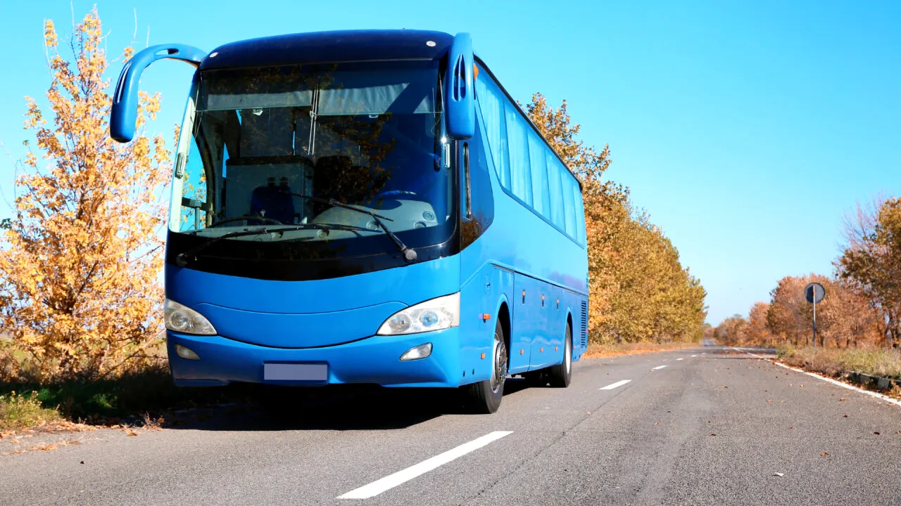 Cea mai lungă călătorie cu autobuzul din lume, „un adevărat iad”. Leagă două oceane și durează peste 100 de ore