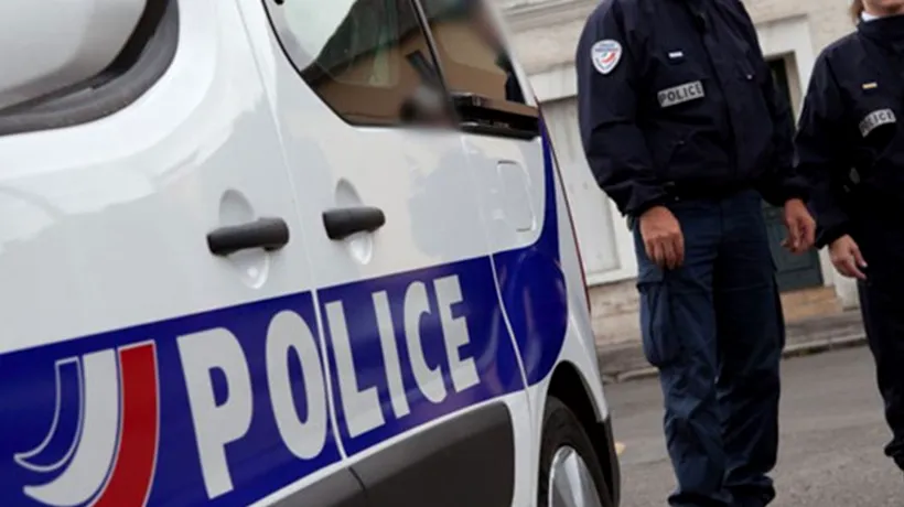 Panică într-un centru comercial din Paris, din cauza unui individ care părea să aibă o armă automată