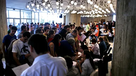 Peste 9.700 de posturi vacante, la nivel național. Județele cu cele mai multe OFERTE DE MUNCĂ