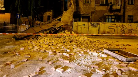 O clădire monument istoric s-a prăbușit în centrul Capitalei! Mai multe persoane au fost evacuate