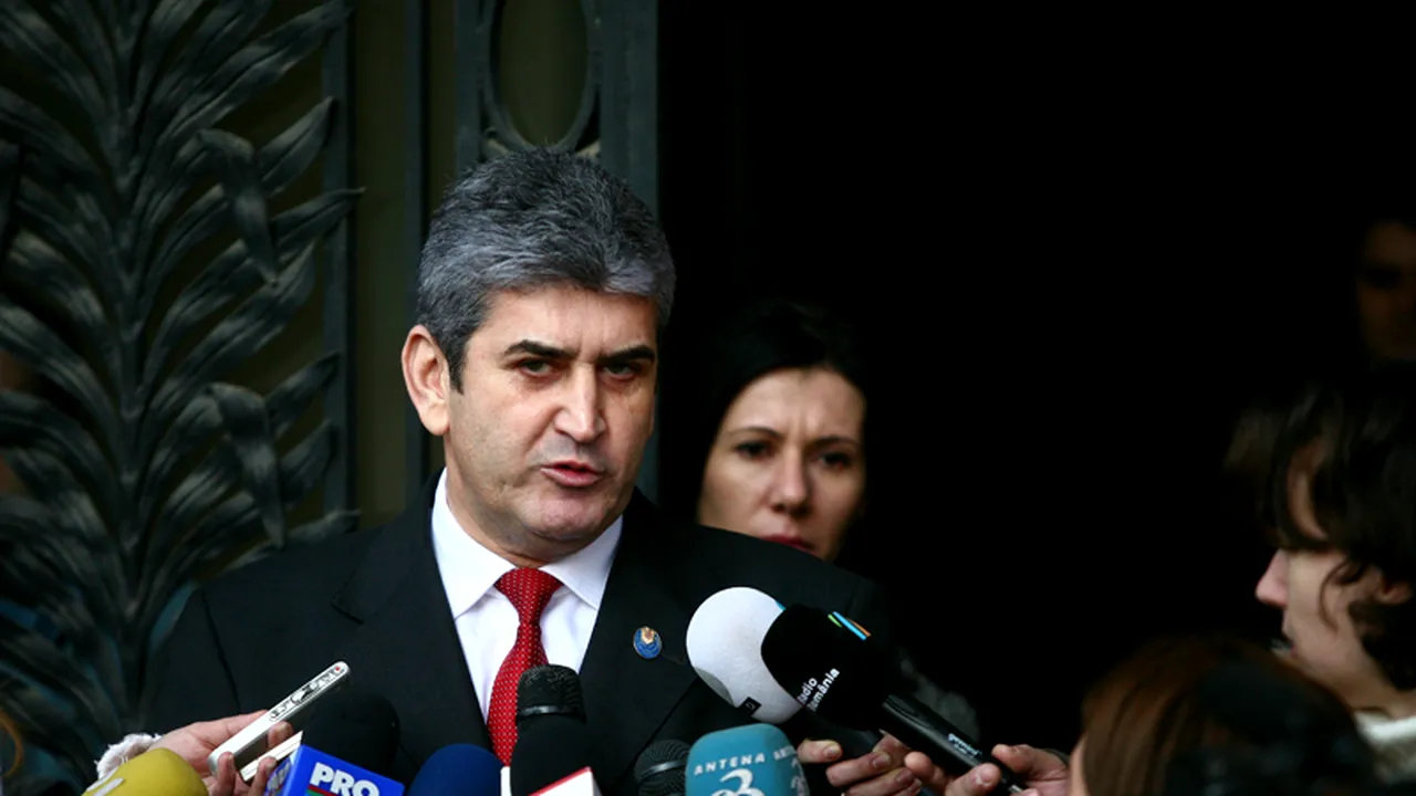 ALEGERI PREZIDENȚIALE 2014. Vicepremierul Gabriel Oprea a votat 