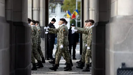 FOTO-VIDEO. Repetiție generală pentru Parada Militară de Ziua Națională, marți, în București / Restricții de circulație în zona Arcului de Triumf