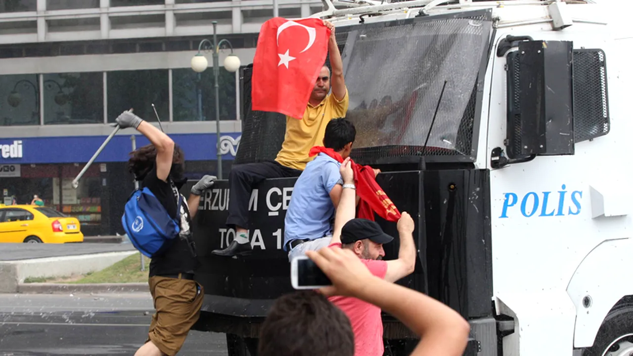 Angela Merkel consideră că reprimarea manifestațiilor din Turcia este 