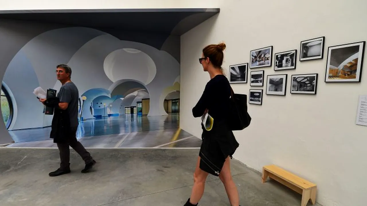 Concurs național pentru selectarea proiectelor ce vor reprezenta România la Biennale di Venezia 2015