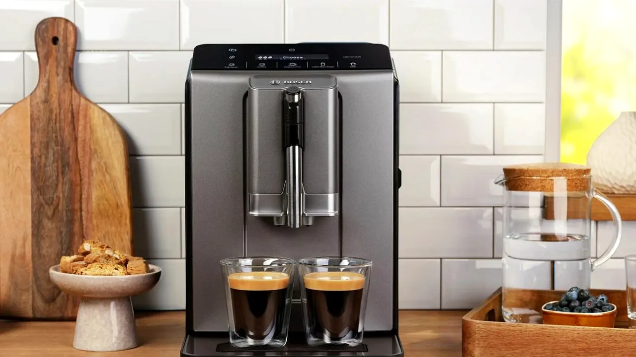 Electrocasnicul din bucătărie care consumă într-un minut cât 150 de becuri aprinse simultan