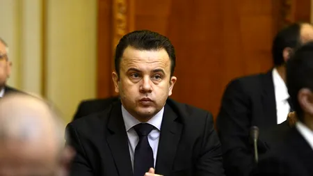 Ministrul Pop: E pură coincidență că în ziua moțiunii PNL premierul e citat la DNA; eu nu cred în coincidențe