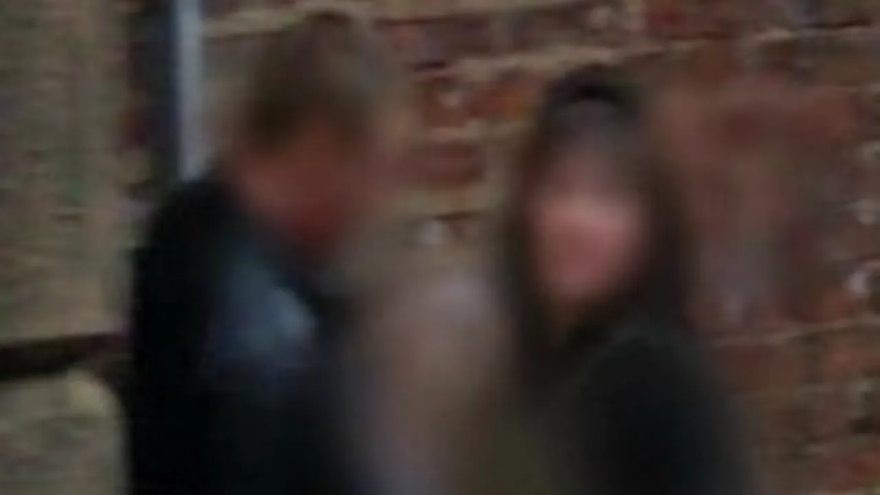 Google Street View a imortalizat strada PROSTITUATELOR