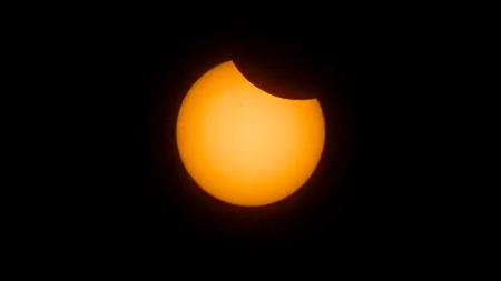 Cele două zodii care vor avea parte de schimbări majore după ECLIPSA parțială de Soare