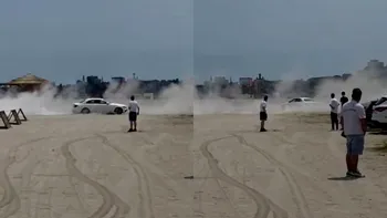 Ce amendă a primit un șofer care a intrat cu un bolid de lux pe plaja din Constanța pentru a face drifturi. Ce arată legea