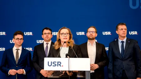 USR explică de ce NU a votat moțiunea de cenzură împotriva Cabinetului Ciolacu II: „Un spectacol al ipocriziei. Un joc ieftin”